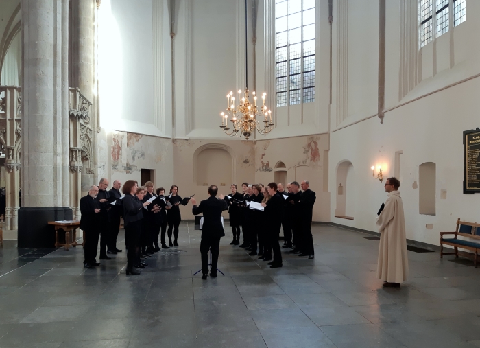 Archieffoto van evensong in St. Joriskerk.