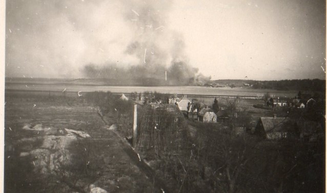 Het bombardement op Soesterberg was in de wijde omtrek te zien.