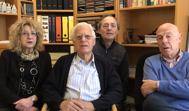 Van links naar rechts: Frans Lepoutre, Christine van Wersch-Sassenberg, Fred van Arkel en Jan Buiter.