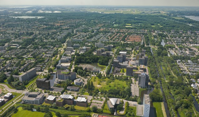 Amstelveen.Kronenburg is een kantorenwijk in Amstelveen-Noord. 