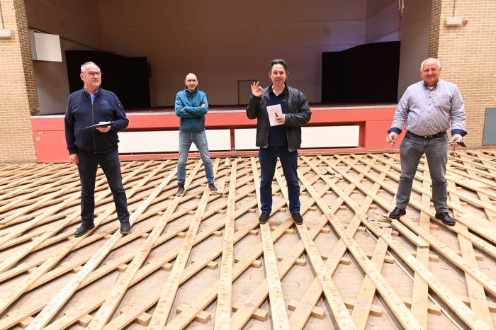 Overhandiging sleutels oude OLm aan gemeente
