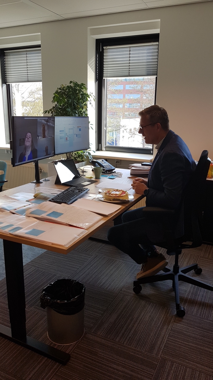 Tonny Gerritsen, directeur Lithos bouw & ontwikkeling in video gesprek met Doeschka Bos, ontwikkelmanager de Alliantie Ontwikkeling