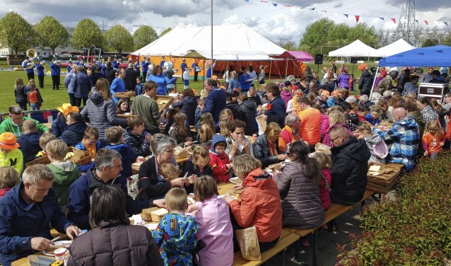 De inmiddels traditionele dorpslunch in Odijk is een van de vele activiteiten die niet doorgaan.