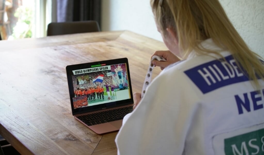 Judoka Hilde Jager is één van de sporters die online presentaties geeft voor Toppers Bij Jou Op School. 