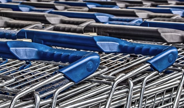 Nieuw Supermarkt maakt zich zorgen om verdwijnen van winkelwagentjes MG-48