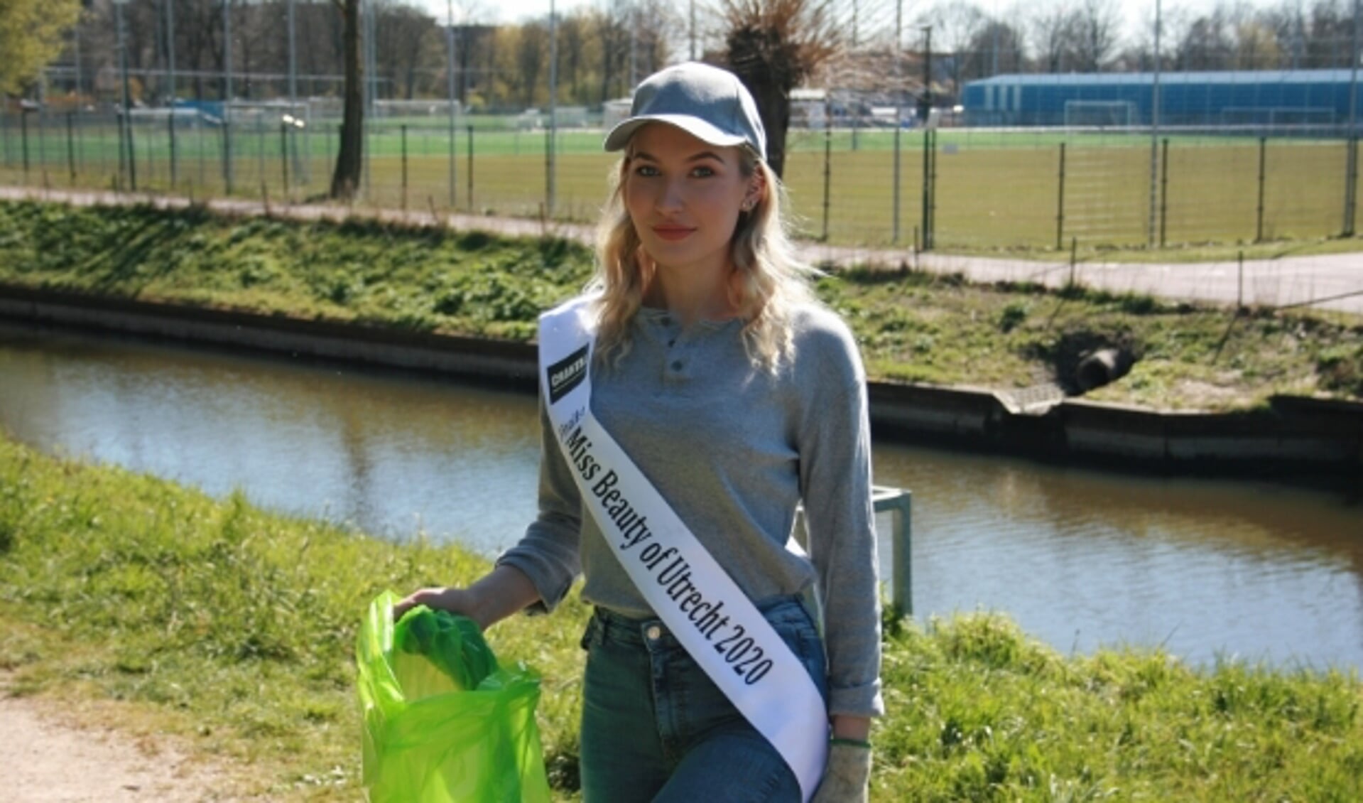Romy deed onlangs mee aan de landelijke actie Supporter van Schoon. Zij hielp mee om in de omgeving van de Vrekenhorst de boel te schonen. 