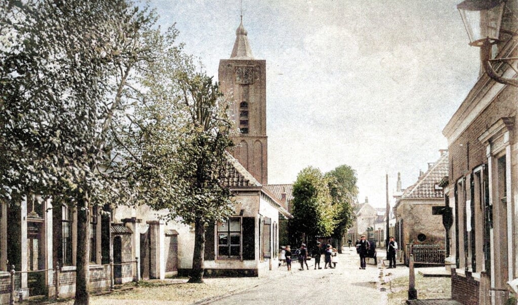 Dorpsstraat, begin vorige eeuw.