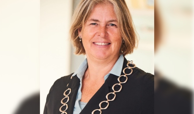 <p>Burgemeester Astrid Nienhuis is voorbereid voor eventuele rellen in Heemstede.</p>