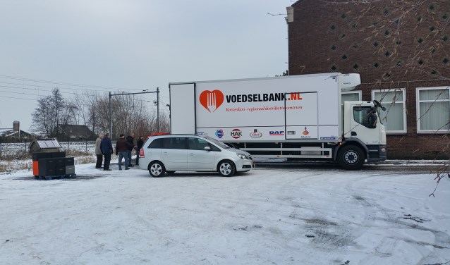 Ontvangst kratten uit depot Rotterdam, archieffoto