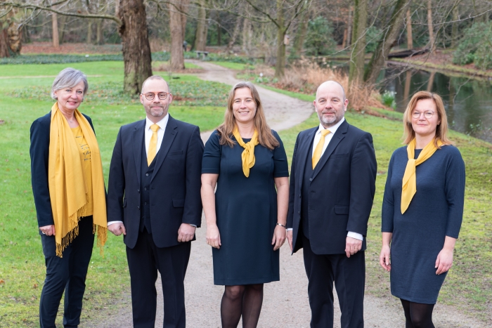 Wilma van Kasteel, Marco Rooze, Roos Brugman, Edwert Sjaardema en Sandra Ruiter.