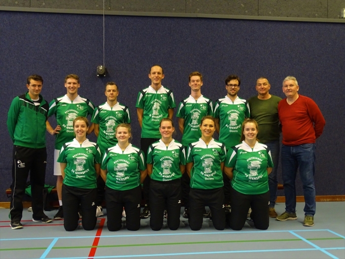 KCD poseert samen met de Hoofdsponsor de Wensput