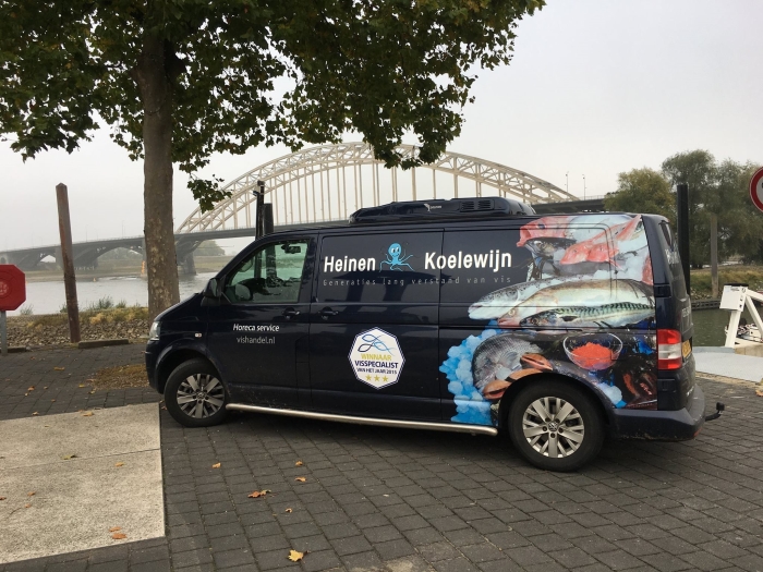 Vis wordt vacuüm en gekoeld bezorgd binnen 24 uur