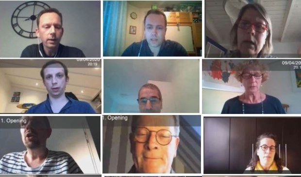 De raad vergaderde donderdag vanuit de huiskamer
