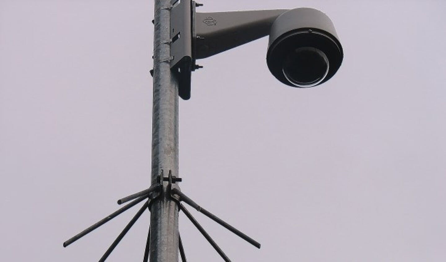Buiten de Waterpoort worden twee permanente camera's geplaatst