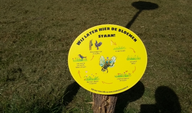 Bordje voor strak gemaaid gazon.