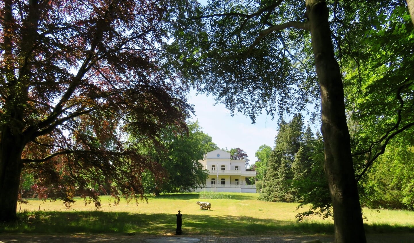Voorzijde van het Landhuis uit 1867 (gerestaureerd sinds 2015)