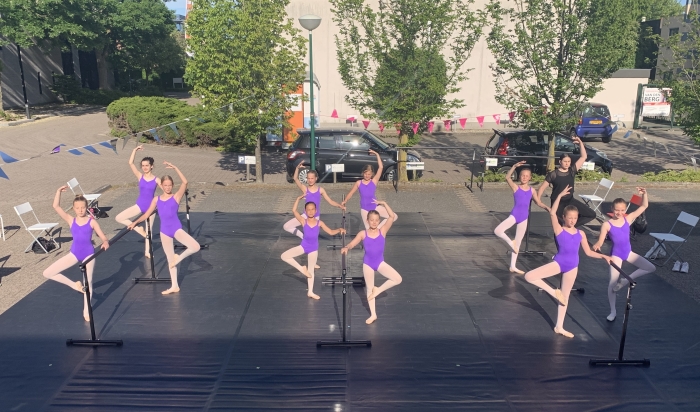 Klassiek Balletgroep IM van dans Studio Pauline