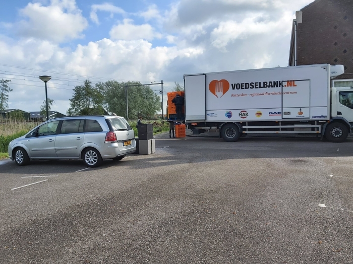 Lossen vrachtwagen Centraaldepot Rotterdam