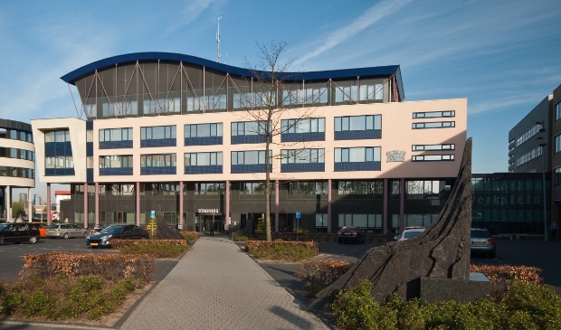 <p>Het huisvesten van aantallen statushouders wordt door het Rijk opgelegd</p>