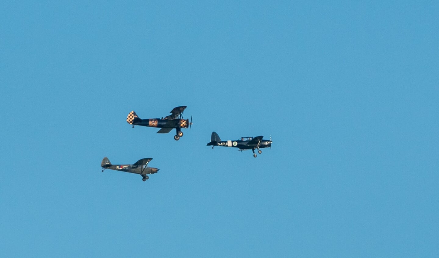 Drie historische vliegtuigen