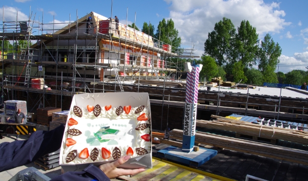 Het hoogste punt van hospice De Cirkel voor de Alblasserwaard in Papendrecht is bereikt.