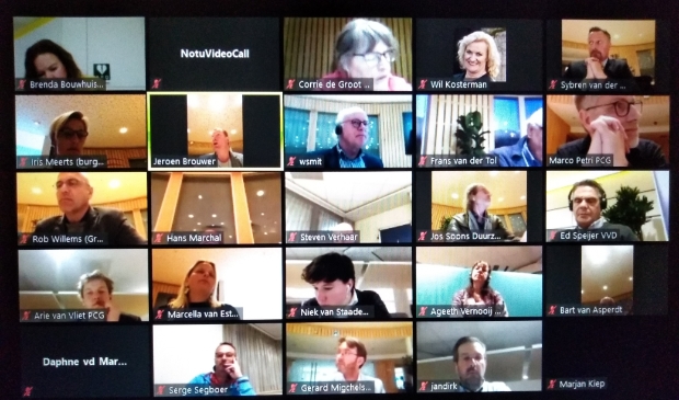 Gemeenteraad van Wijk bij Duurstede, via Livestream, is verdeeld over aansluiten bij de Coalition of the Willing.