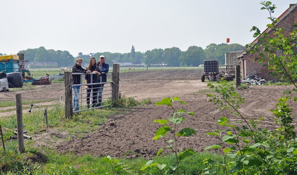 Er komt nu een onderzoek naar de maximale bebouwingsmogelijkheid voor veehouder André van Dorresteijn aan de Peter van den Breemerweg.
