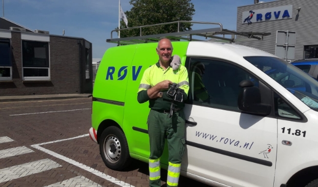 Rob Houtveen komt ondanks de corona-crisis dagelijks bij mensen over de vloer om ratten op te sporen.