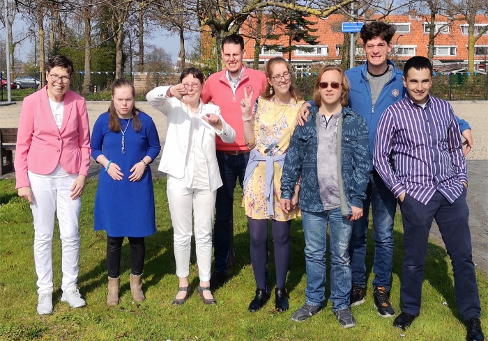 De 8 bewoners van de 8sprong