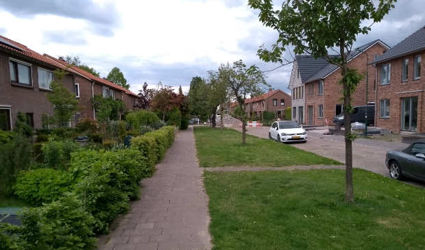 Bewoners van de Beatrixlaan kregen een woonwijk aan de overkant van de straat. Daarom dienden ze een planschadeclaim in.