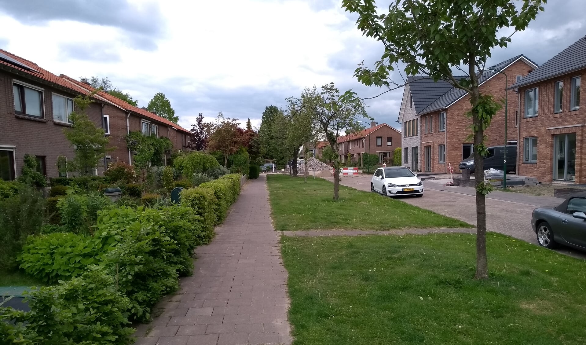 Bewoners van de Beatrixlaan kregen een woonwijk aan de overkant van de straat. Daarom dienden ze een planschadeclaim in. 