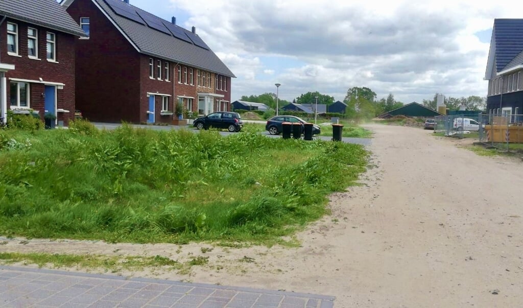 De zandweg aan de Delderveenweg in Zwartebroek.