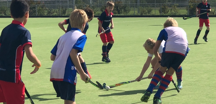Hockeyende kinderen