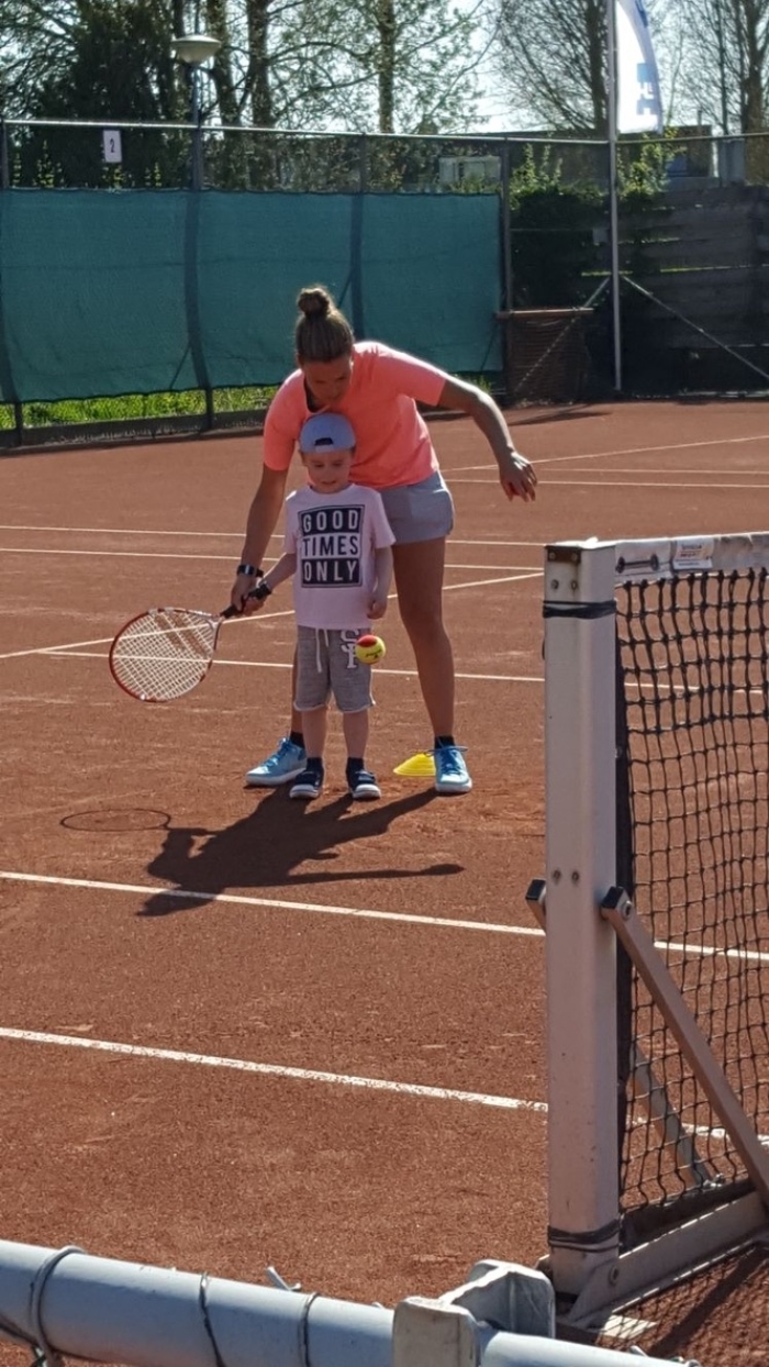Tennisinstuif jeugd bij TV In den Boogaerd