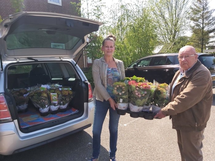 Ontvangst Hortensia's Servanda door Teus Bongen