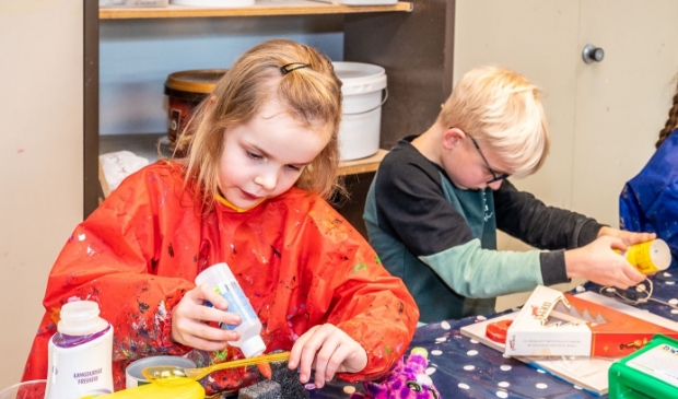 Kinderen brengen hun creativiteit in de praktijk. Dat kan nu ook weer bij Kunstencentrum Idea.