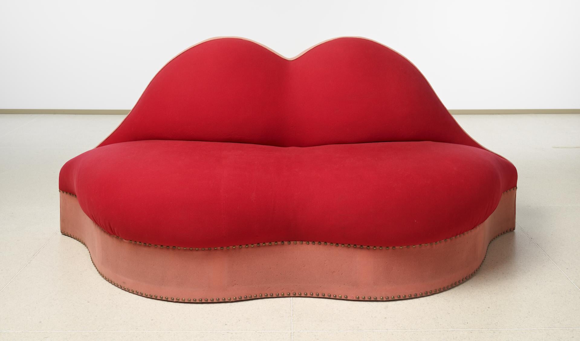 Mae West Lips Sofa van Salvador Dali.