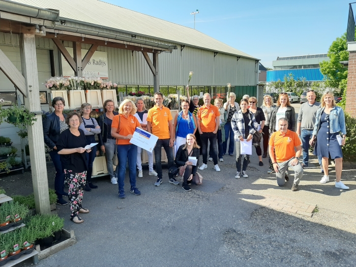 Medewerkers van Mantelzorg & Meer, MEE Amstel en Zaan en de Rabobank Regio Schiphol