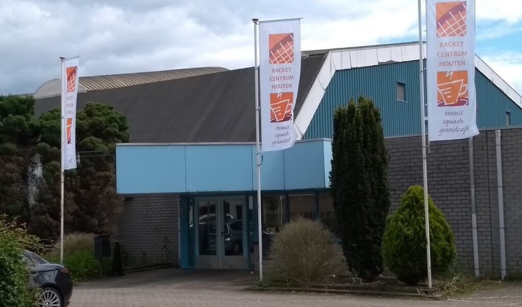 Racket Centrum Houten wordt nu Sportclub Houten