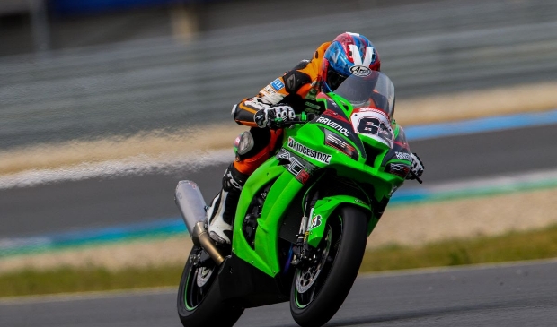 Amersfoorter Vasco van der Valk in actie op het circuit van Assen.