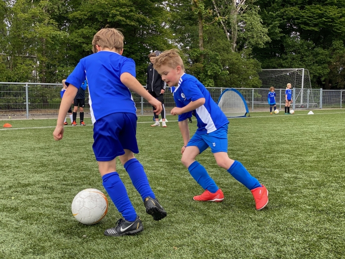 Voetballen bij De Voetbalschool