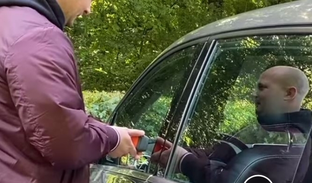 Fragment uit waarschuwingsfilmpje van politie.