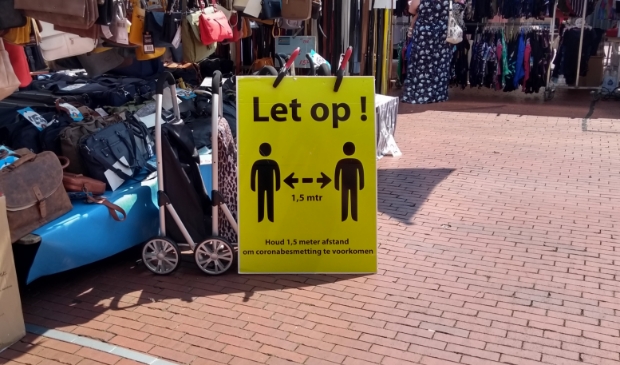 Een van de basisregels is nog steeds: houd 1,5 meter afstand.