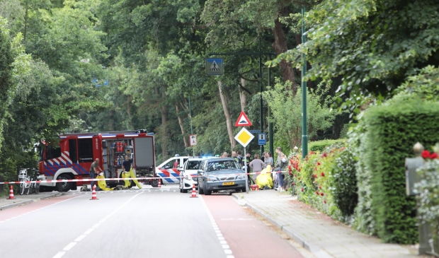 De hulpdiensten rukten vanochtend uit naar de Eemnesserweg.