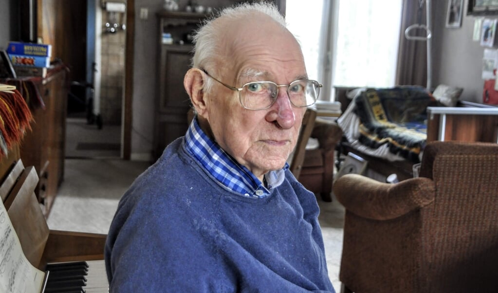 Barnevelder Henk van de Giessen (104) mag zich de oudste inwoner van Gelderland noemen.