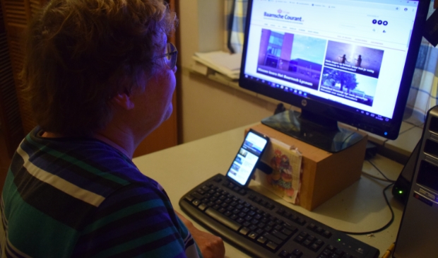 Niet alleen jongeren lezen de Baarnsche Courant digitaal.
