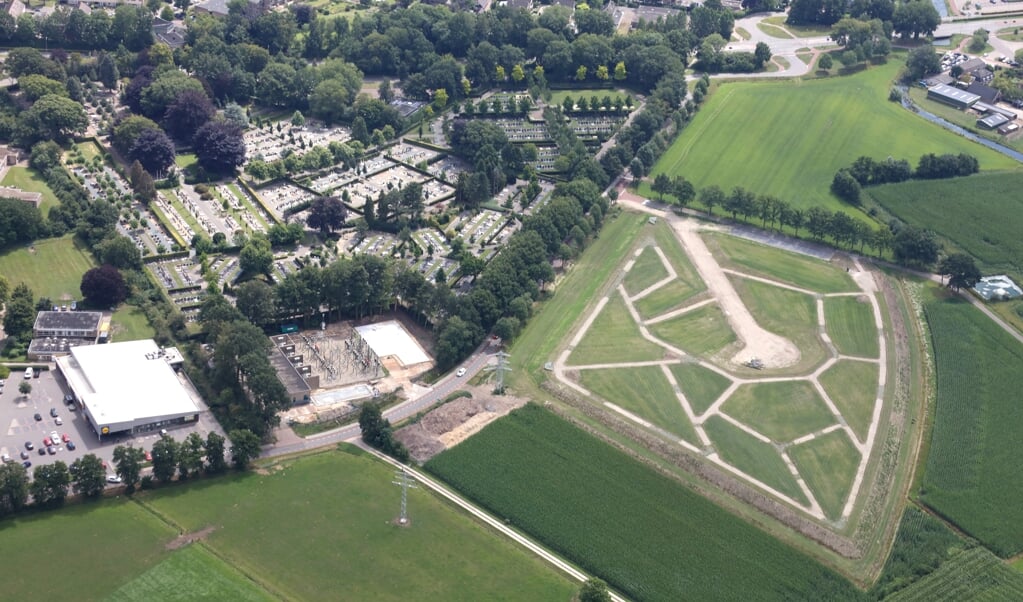 Overzicht van de uitbreiding van begraafplaats De Plantage.