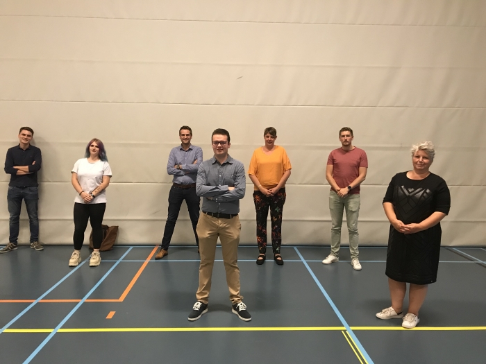 Joris Kaaks (bestuurslid), Aïsha Boelen (bestuurslid), Dave van Toledo (bestuurslid), John van Heteren (voorzitter), Henriëtte Schreuders (penningmeester), Chris den Breejen (secretaris) en Peronne van Kooij-Kraaijeveld (bestuurslid).