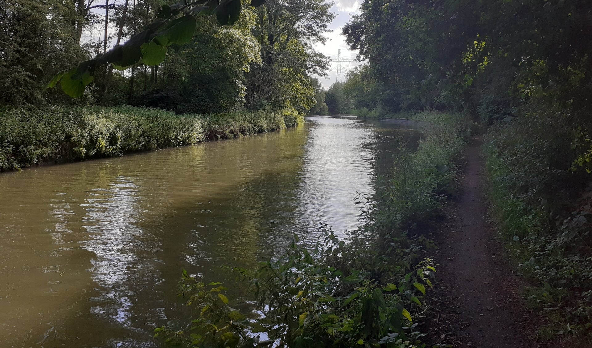 De Kromme Rijn met jaagpad ter hoogte van Odijk