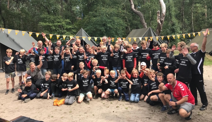 Groepsfoto jeugdkamp